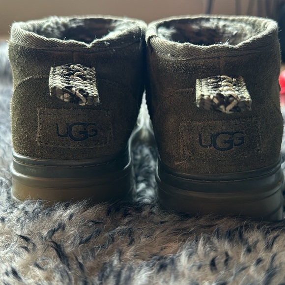 UGG - Rubber bottom - Picture 1 of 4